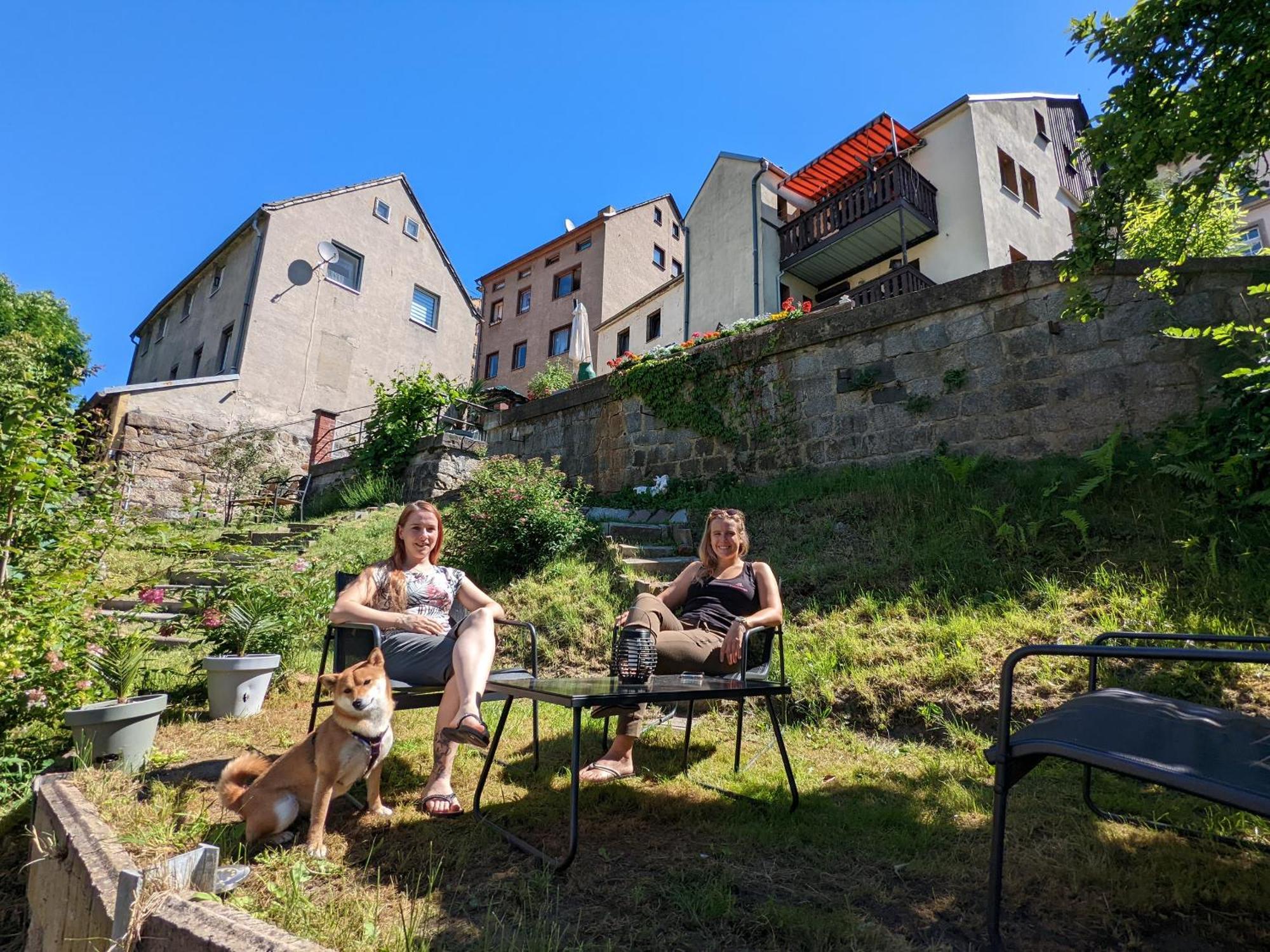 Hw2B - Urlaubsmagie - Wohlfuehlwohnung Mit Balkon, Pool, Sauna & Terrasse Sebnitz Luaran gambar