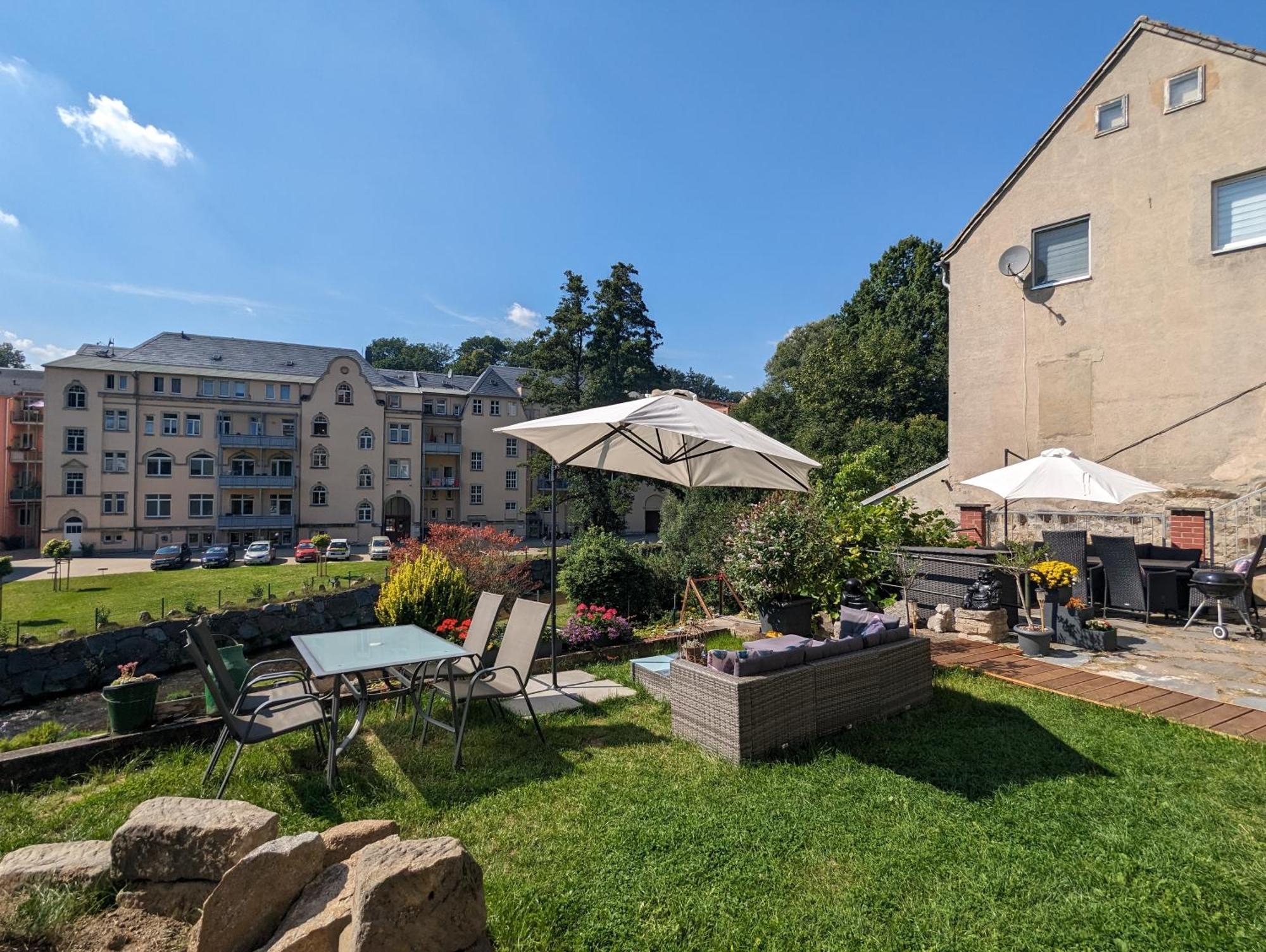 Hw2B - Urlaubsmagie - Wohlfuehlwohnung Mit Balkon, Pool, Sauna & Terrasse Sebnitz Luaran gambar