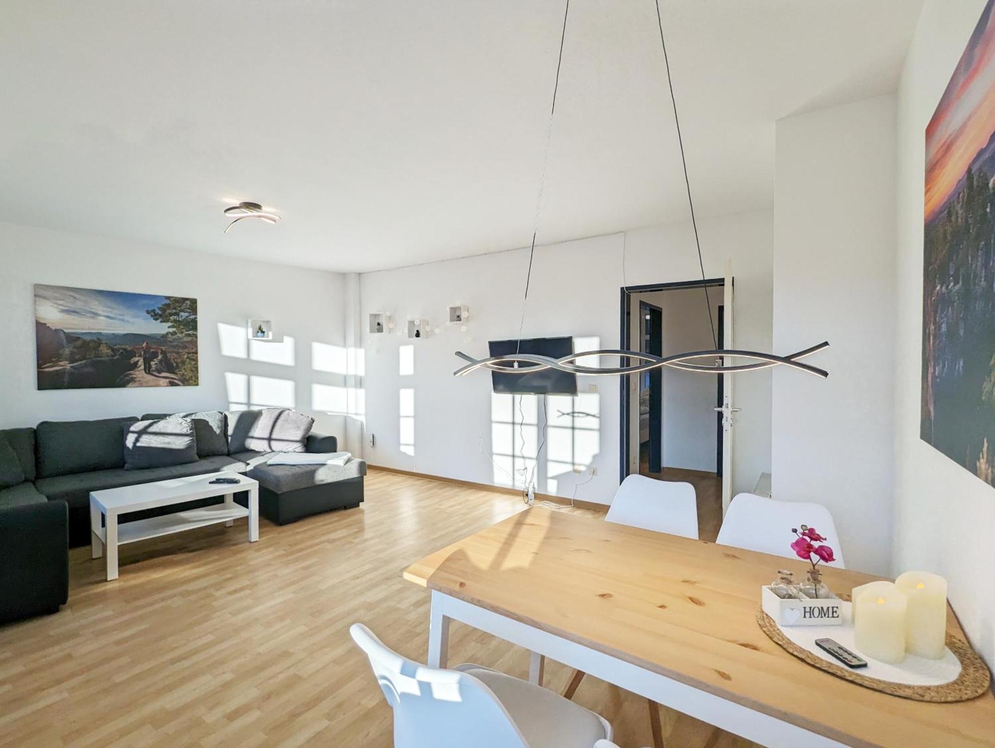 Hw2B - Urlaubsmagie - Wohlfuehlwohnung Mit Balkon, Pool, Sauna & Terrasse Sebnitz Luaran gambar
