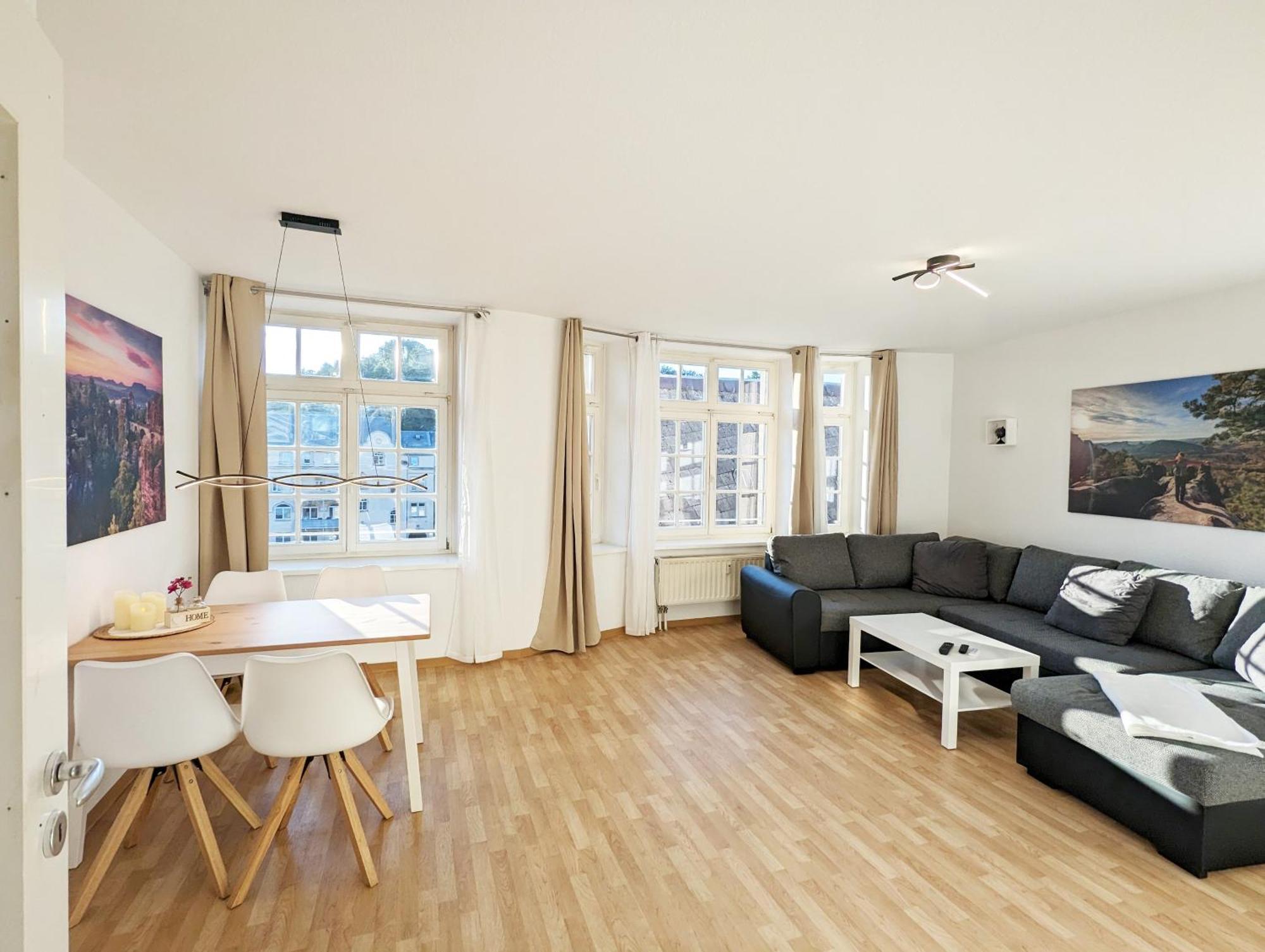 Hw2B - Urlaubsmagie - Wohlfuehlwohnung Mit Balkon, Pool, Sauna & Terrasse Sebnitz Luaran gambar