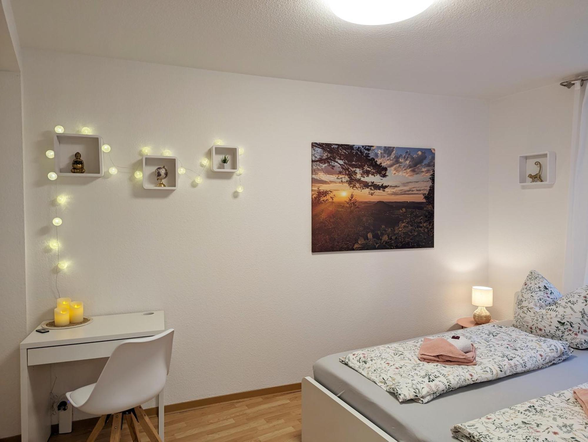 Hw2B - Urlaubsmagie - Wohlfuehlwohnung Mit Balkon, Pool, Sauna & Terrasse Sebnitz Luaran gambar